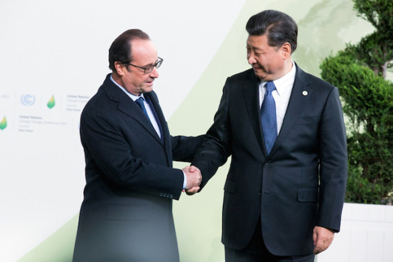 Hollande receives Chinese President Xi Jinping