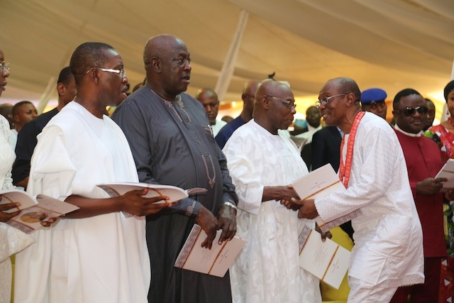 Emefiele greets Obasanjo