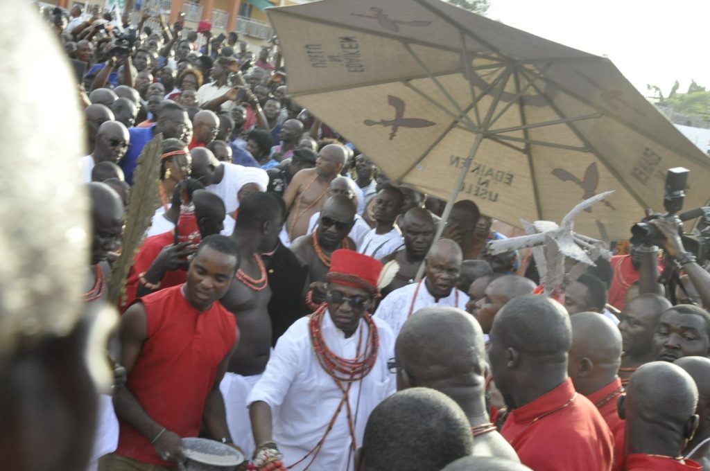 the-crown-prince-perfoorming-one-of-the-rites