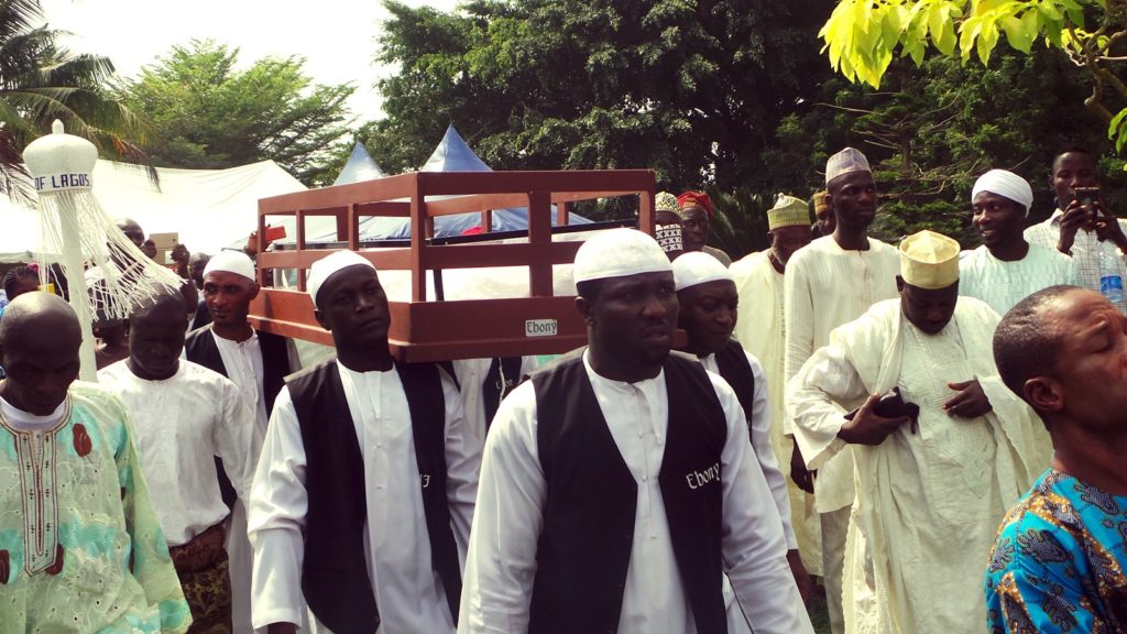 Undertakers convey the corpse of Rasheed Gbadamosi to its final resting place