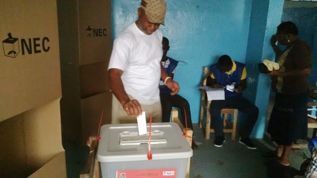 Video: Liberians celebrate Xmas as they prepare for run-off election