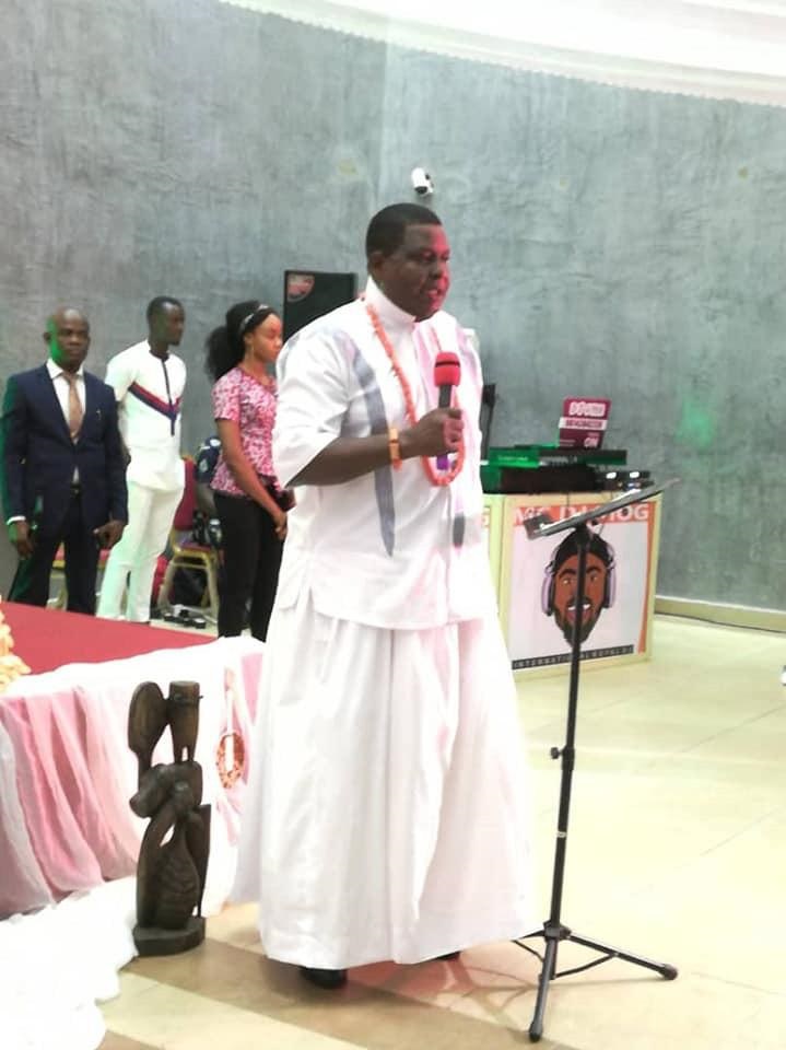 Olusegun Runsewe in Edo royalty regalia