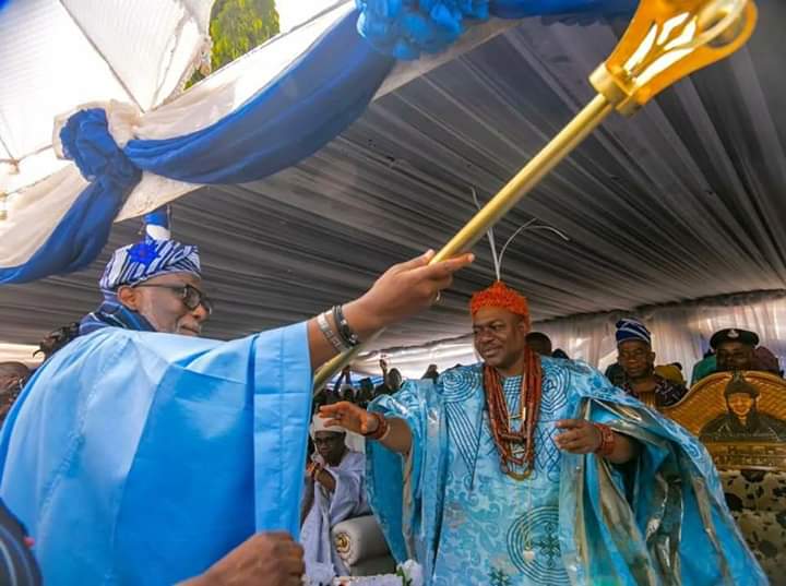 PHOTOS: Gov. Akeredolu presents staff of office to new Olowo of Owo