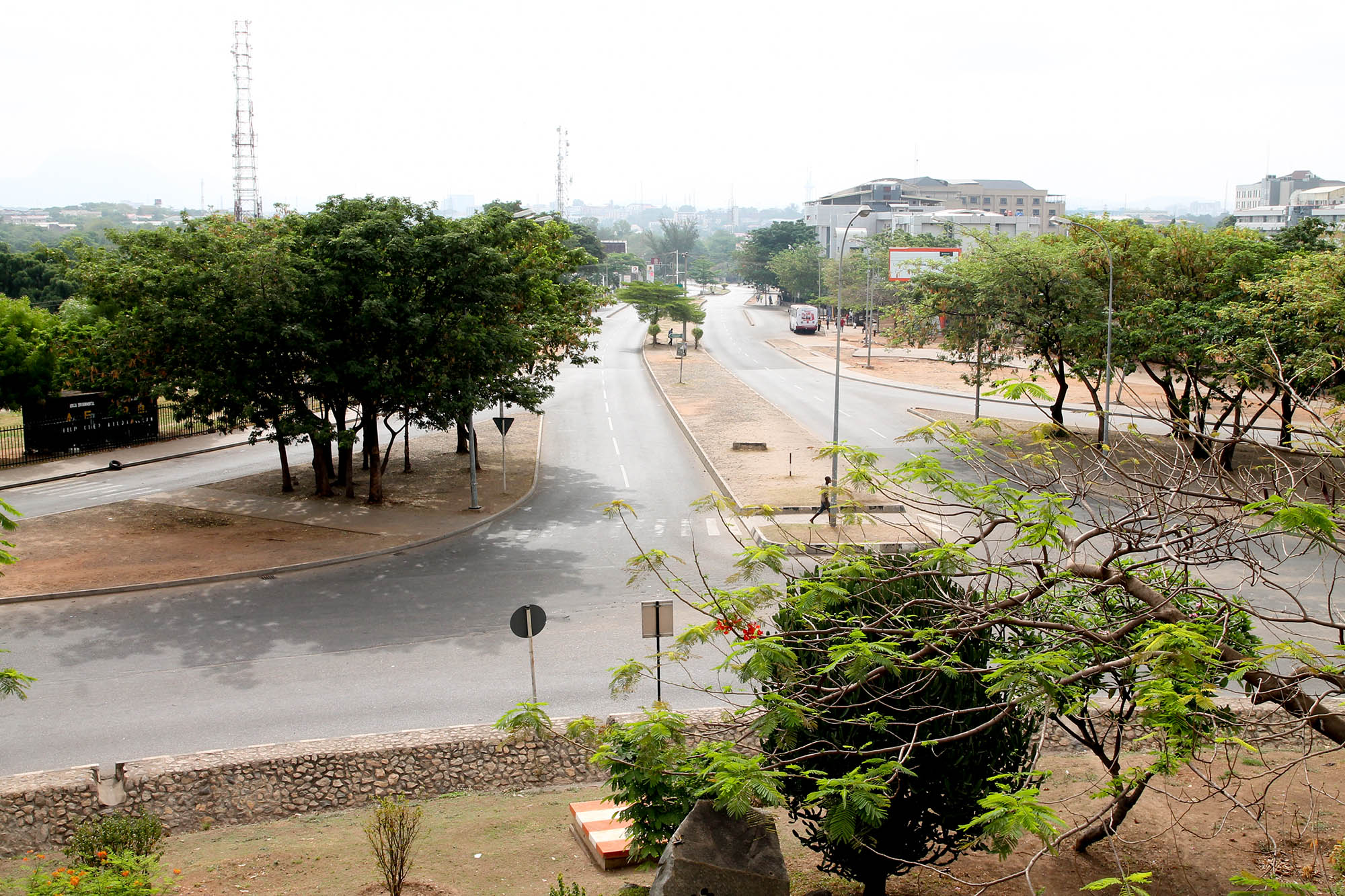 PHOTOS: Abuja turns ghost town as COVID-19 lockdown begins