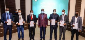Governor Godwin Obaseki and the investors after the signing of a Memorandum of Understanding for investments worth nearly N100 billion in the Edo State Oil Palm Programme (ESOPP) Investors Group.