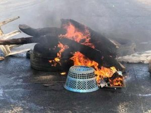 Bonfire at the Mbiama axis of the East-West road