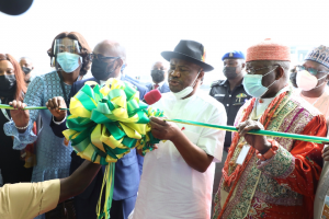 Governor of Rivers State, Nyesom Ezenwo Wike (second left); the Managing Director, Nigeria Liquefied Natural Gas, Tony Attah (second right); and the Chairman NLNG board, Dr Edmund M. Daukoru, during the commissioning of the NLNG head office by Gov Wike in Port Harcourt on Wednesday.