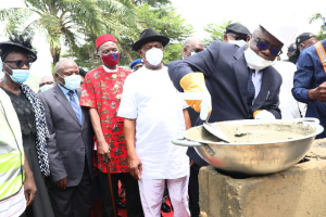L-R: Chief of Judge Bayelsa State, Hon.Justice Kate Abiri; Chief Judge of Rivers State, Hon. Justice Simeon C. Amadi; Deputy Governor of Bayelsa State, Senator Lawrence Ewhrudjakpo; Governor of Rivers State, Nyesom Ezenwo Wike and Permanent Secretary, Ministry of Justice, Dapo Apata during the flag off of projects at the Nigerian Law School Yenagoa, Bayelsa State.