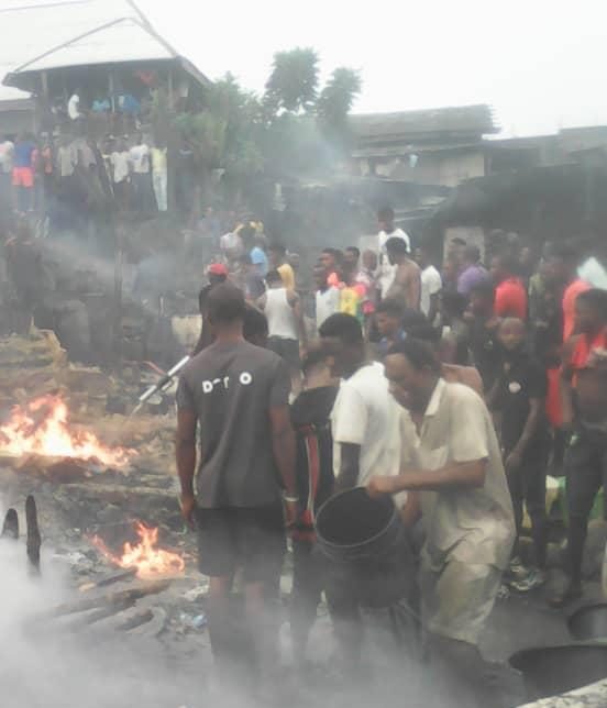 Photos of Makeshift rooms of residents of Okwelle(Soku) waterfront community in Port Harcourt,the Rivers State capital that were gutted by early morning fire today, Wednesday, August 11.