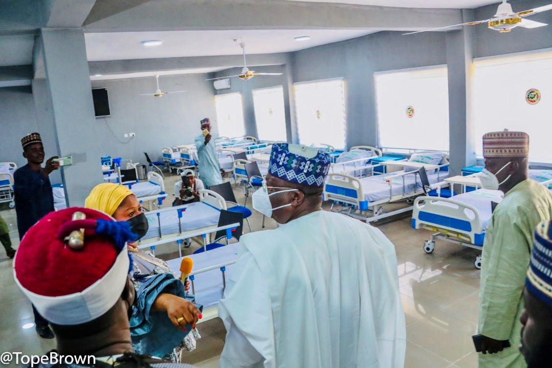 Princess Adejoke Orelope-Adefulire conducting Senate President Ahmad Lawan round the 120-bed Muhammadu Buhari Mother and Child Centre, Gashua, Yobe State