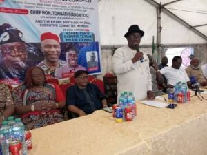 APC National Vice Chairman of the zone, Chief Victor Giadom, addressing APC stakeholders in Port Harcourt