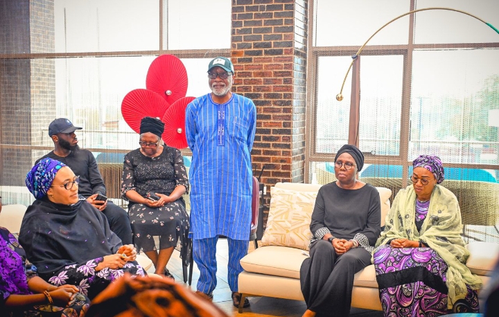 From left; wife of vice president Hajia Nana Shetima, family members of Late Governor Rotimi Akeredolu, brother of the late Governor, Prof Oluwole Akeredolu (standing) widow of the late Governor, Mrs Betty Akeredolu and First Lady of the Federal Republic of Nigeria Senator Oluremi Tinubu, CON while listening to the response by the Akeredolu family