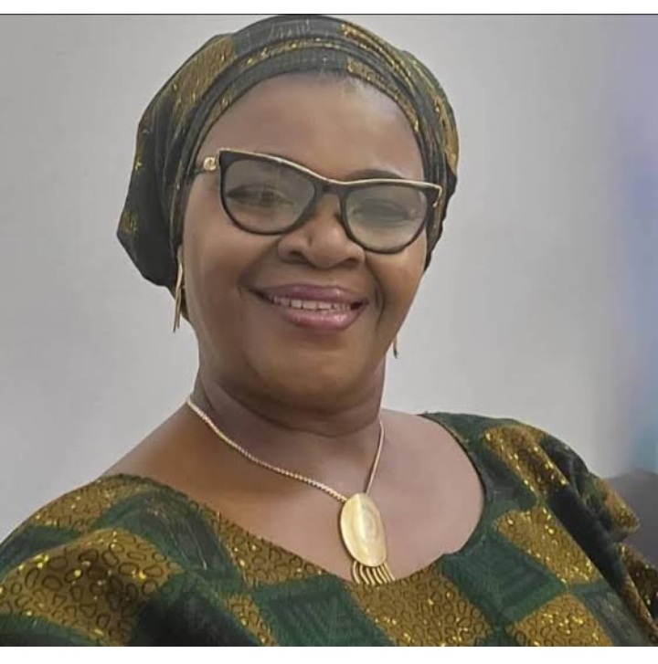 Dr Hope Nwawolo