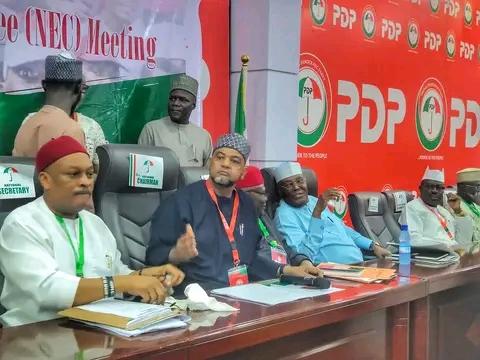 Left to Right: Nyesom Wike Minister of Federal Capital Territory,3rd right Atiku Abubakar former Presidential candidate of PDP.