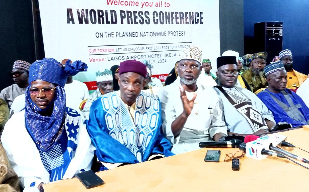 L-R: Alhaji Ibrahim Ali Kimba; Arewa District Head of Apapa, Lagos State; Alhaji Sulaiman Bala Abdullahi, Secretary General, Council of Arewa Chief, Lagos State and Chairman Lagos State Traders Association; Alhaji Shehu Usman Jubrin; Chairman, Arewa Community Lagos State, Alhaji Yusuf Dandare and Chairman Board of Trustee, Arewa Community Lagos State, Alhaji Muhammadu Dandamma Yabo, during the Arewa Community Lagos State World Press Conference on Rejects Planned Nationwide Protest, in Lagos.