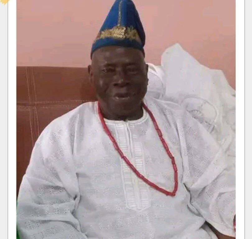 High Chief Moses Ade Akinmade,the Obamoluwa of Idanre Kingdom,Ondo State.jpg