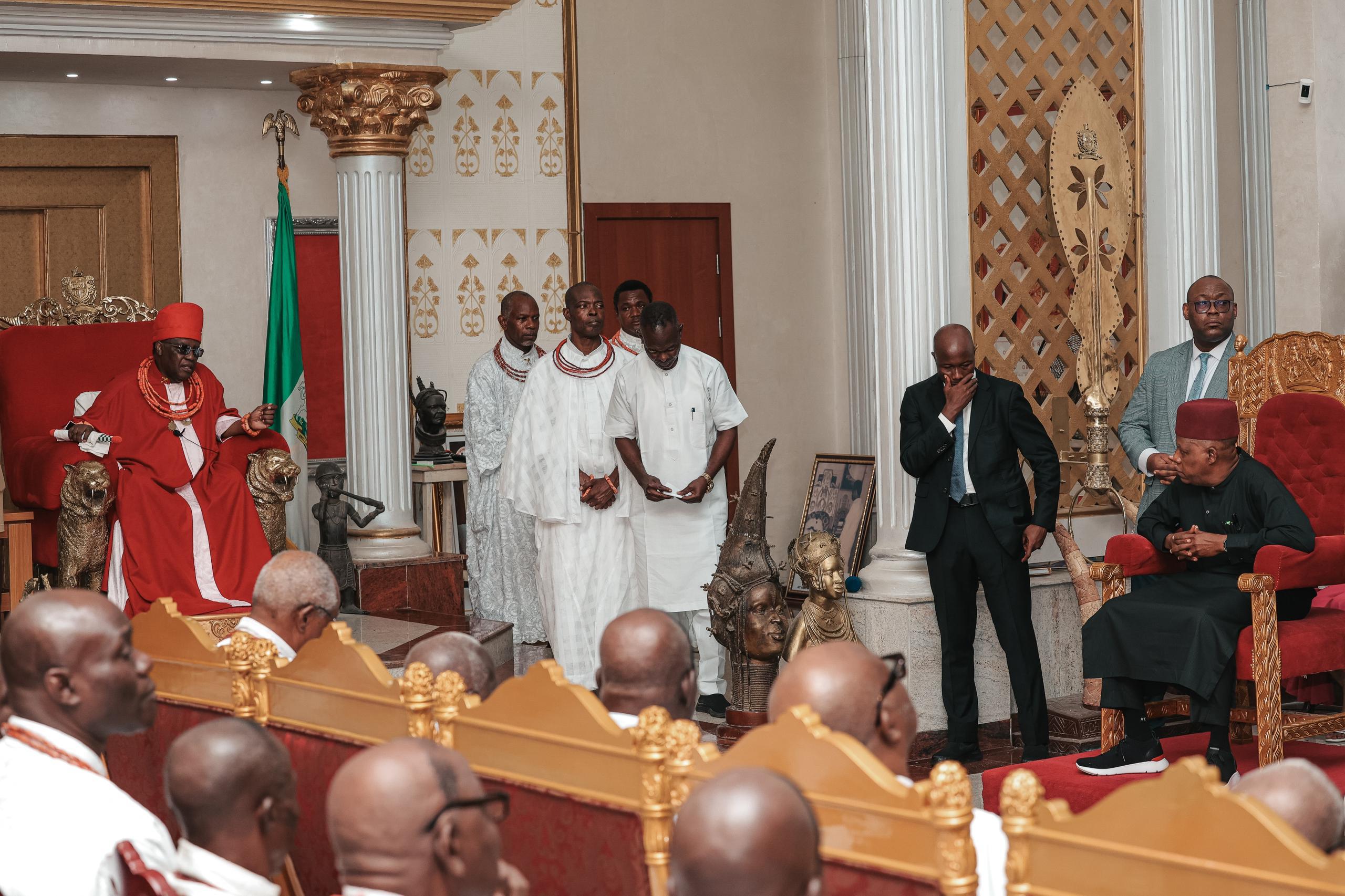 V P Shettima he paid homage to the Oba of Benin, Ewuare II, in his palace while on a visit to Benin City, the Edo State capital.jpg