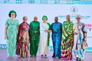 L-R Wife of the Imo State Governor and Secretary of the Renewed Hope Initiative, RHI Mrs Chioma Uzodinma, Renowned Fashion Icon Princess Abba Folawiyo, Wife of the Vice President and National Vice Chairman RHI, Hajia Nana Shettima, First lady of Nigeria and National Chairman of RHI, Senator Oluremi Tinubu, winner of the #One Nigeria/Unity Fabric Competition Bamidele Mofiyinfoluwa Peace, Textile Designer Ms Banke Kuku and Wife of the Kwara State Governor, Dr Olufolake Abdulrazaq at the presentation of the prize money and unveiling of the # One Nigerias/ Unity fabric at the banquet hall, State House, Abuja on Monday 16th September,2024