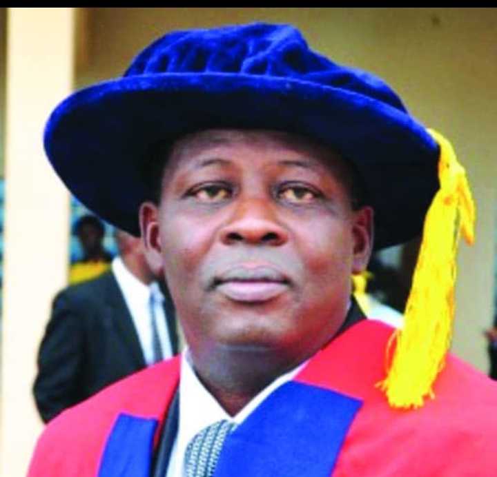 Siyan Oyeweso