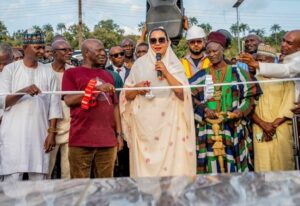 Kogi Central Senator, Akpoti-Uduaghan, commissioning the water reticulation system.