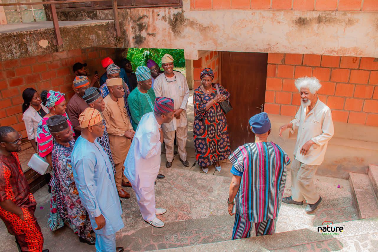 Professor Soyinka, right, Tunde Kelani (backing the camera) , Oyeweso, cente and others.jpg