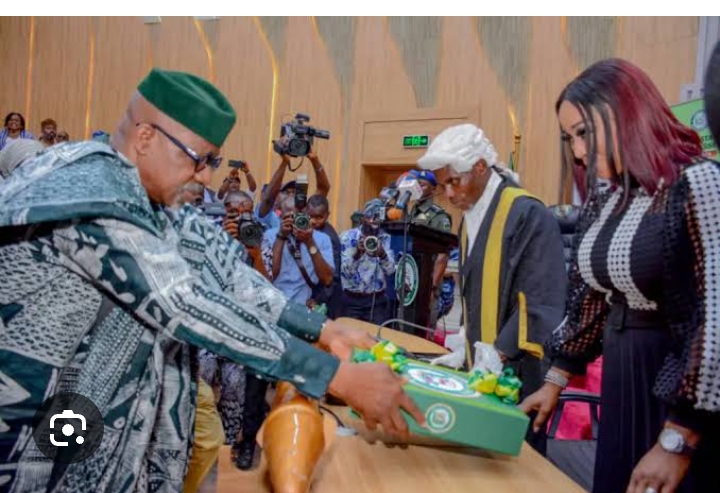 Governor Abiodun presenting the Appropriation Bill to the National Assembly