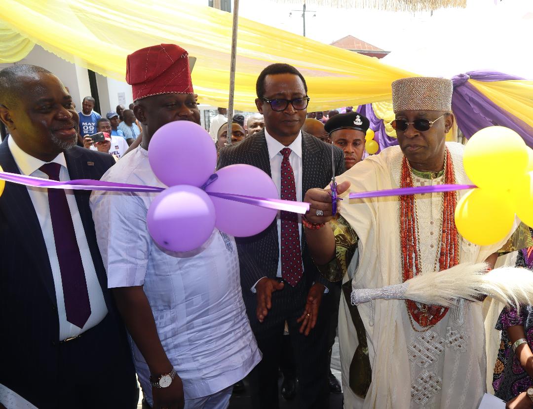 Group Head of Operations and International Trade Services, First City Monument Bank (FCMB), Mr. Ademola Idowu; Chairman of Ogo-Oluwa Local Government, Honourable Seun Ojo; National Head of Sales of the Bank, Mr. Emmanuel Comla and the Soun of Ogbomosho land, Oba Ghandi Olaoye, during the commissioning of the new FCMB branch in Ogbomosho, Oyo State.