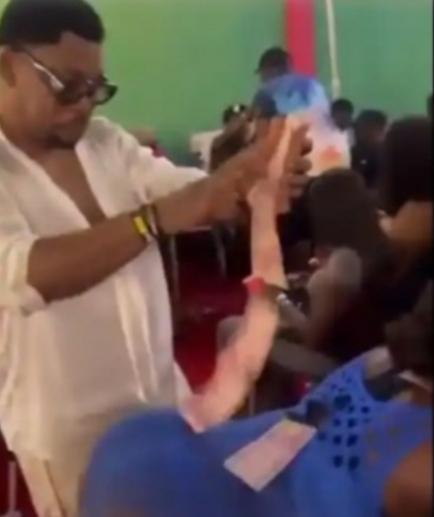Kelly Okungbowa abusing the Naira