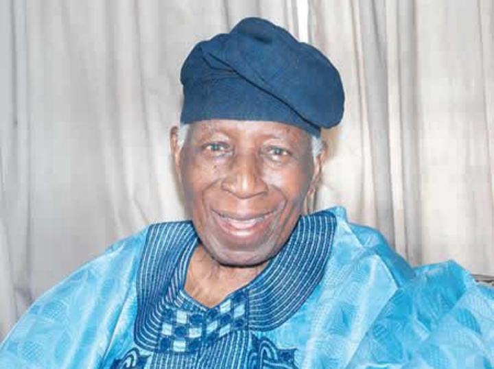 Omololu Olunloyo