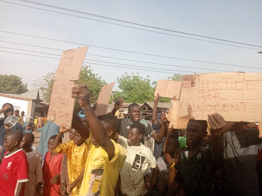 Some of the protesters in Bunkure demanding for justice