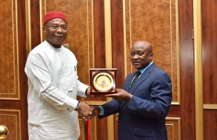 Governor Hope Uzodimma of Imo State, receives a plaque from the Commandant of the National Institute for Security Studies (NISS), Mr. Joseph Odama, when the latter and his team on a course in Imo State paid a working visit to the Governor at Government House Owerri... Wednesday