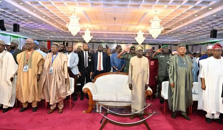 President Tinubu with APC members