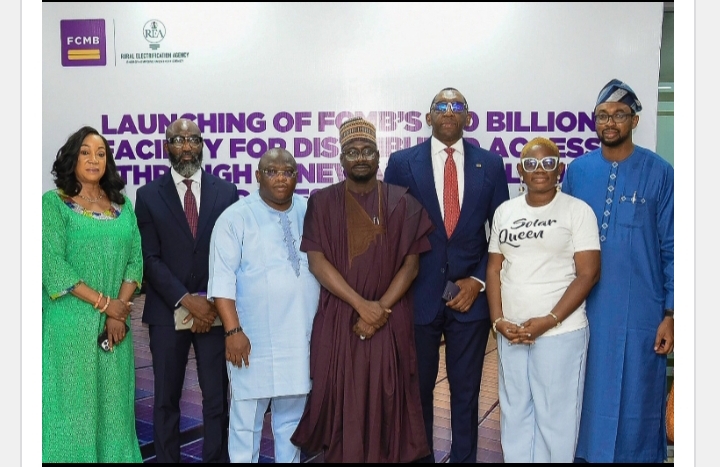 From left: Executive Director, Rural Electrification Fund, Rural Electrification Agency (REA), Engr. Doris Uboh; Executive Director, Corporate Services, REA, Mr. Gboyega Ayoade; Managing Director, Sholep Energy Limited, Engr. Olalekan Shogbesan; Executive Director, Wholesale Banking, FCMB, Mr. Obaro Odeghe; Vice President, Renewable Energy Association of Nigeria (REAN), Mrs. Damilola Asaleye; and Executive Director, Technical Services, REA, Engr. Abdulahi Umar, at the launch of FCMB’s ₦100 billion facility for the Distributed Access through Renewable Energy Scale-Up (DARES) project and the signing of a Memorandum of Understanding with REA on June 19, 2025, in Lagos. The facility is designed to accelerate electricity access for two million households across Nigeria.