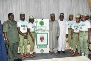 Youth Corps members greet General Yaubu Gowon at 90