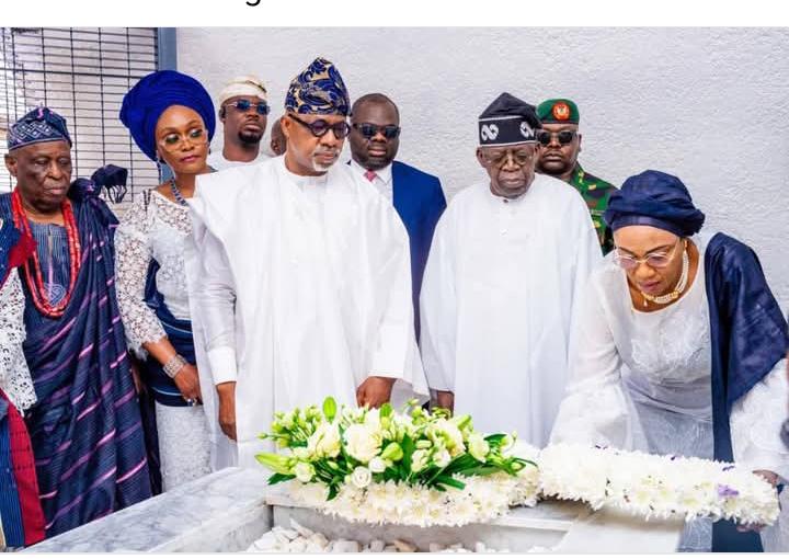 From right, First Lady, Oluremi Tinubu, President Tinubu, Governor Abiodun, Aremo Segun Osoba and others at the Fidau