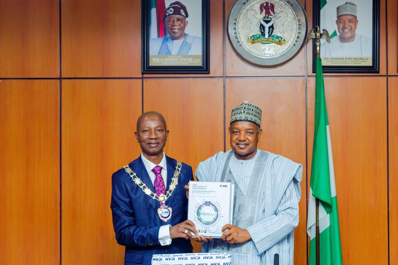 President, Institute of Chartered Accountants of Nigeria, Dr Haruna Yahaya (left) and Minister of Budget and Economic Planning, Senator Abubakar Bagudu, during the courtesy visit by the institute to the minister in Abuja on Thursday, 15/08/25 PHOTO: FMBEP
