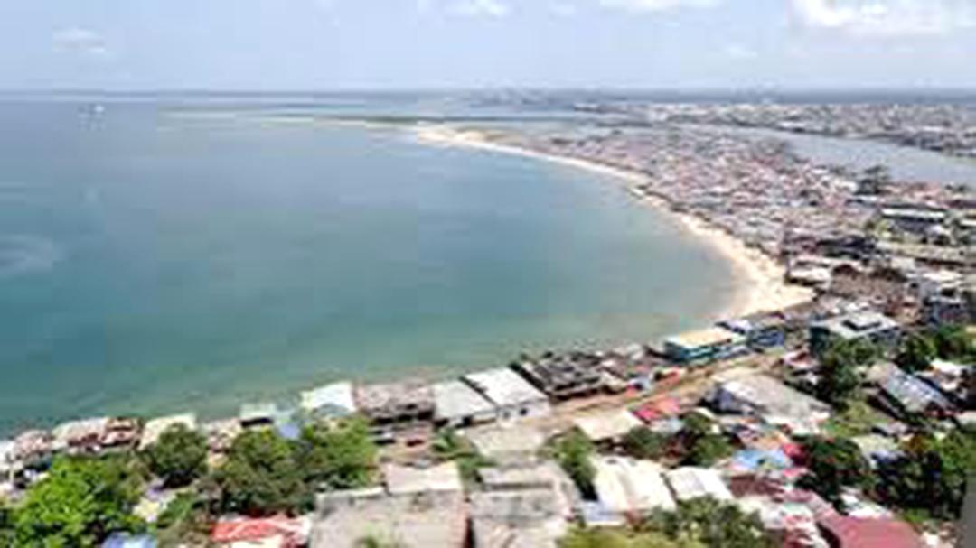 Monrovia, LibeMonrovia beach frontria2