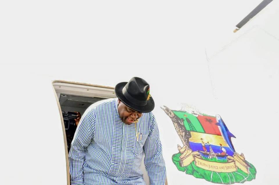 The ATR-72/600 aircraft, which took off from the domestic wing of the Nnamdi Azikiwe International Airport, Abuja, at 09:30 hrs with about 50 passengers and crew on board—including Governor Douye Diri