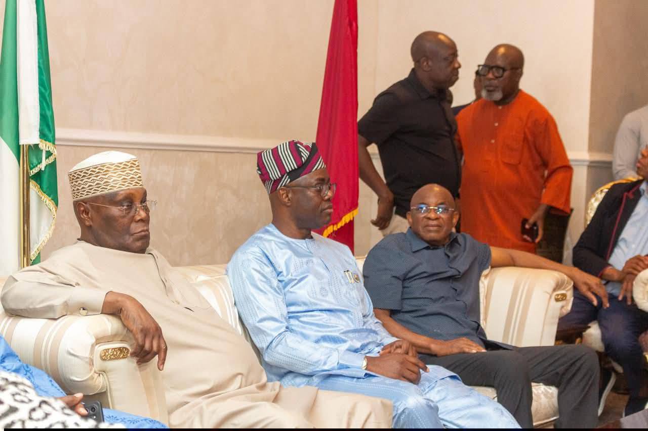 From left, Atiku, Gov Makinde, David Mark and others