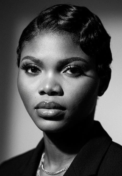 Agoyi Oluwafemi Yetunde: A Sophisticated Nigeria- born Artiste