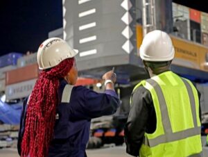24-HOUR OPERATIONS: NPA management conducting a night-shift operational briefing at the Freeport — a direct product of the Authority’s round-the-clock port operations reform.