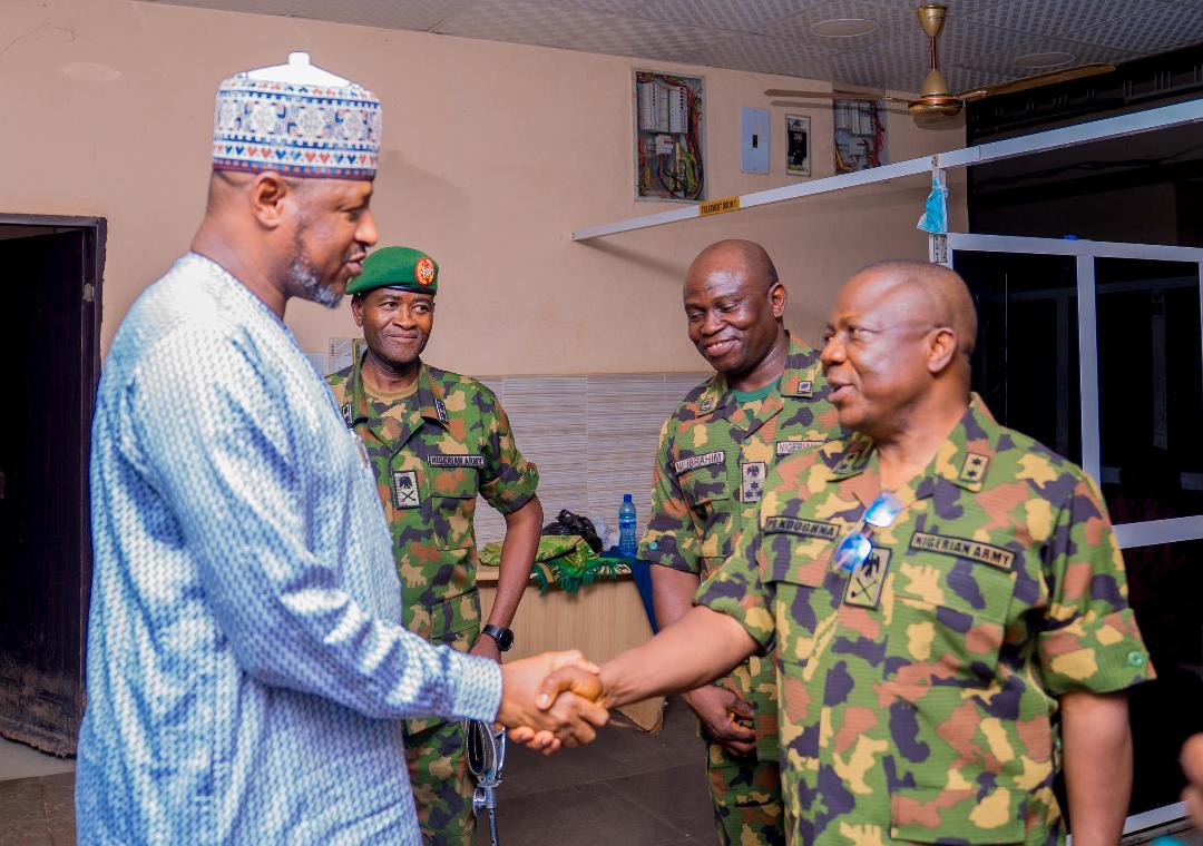 Governor Radda commending the Commander of Operation FANSAN YANMAN